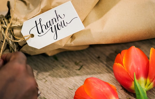 hotel guests sending thank you flowers